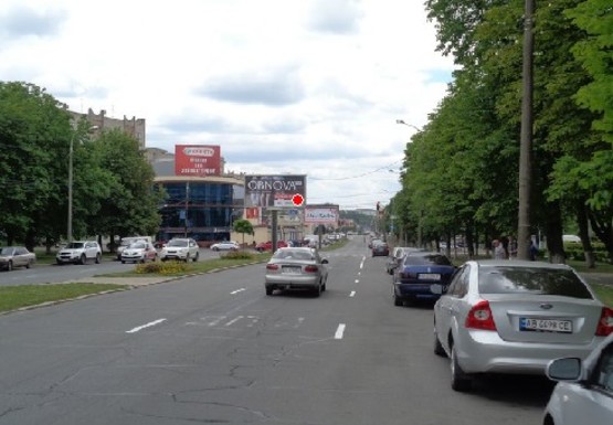 Фото рекламної площини за адресою Юности пр., 8 - В. Порика ул.