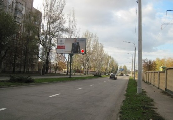 Фото рекламной плоскости по адресу Стефанова ул., 42