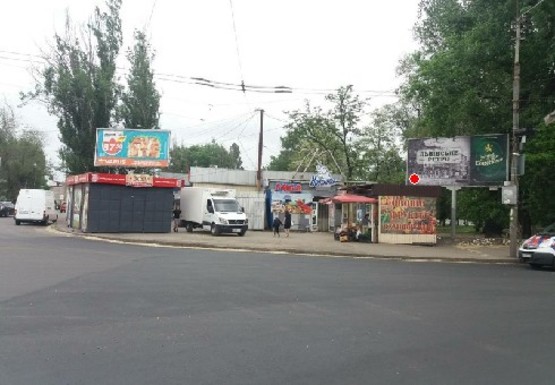 Фото рекламної площини за адресою Мануйловский пр. - Каруны ул.