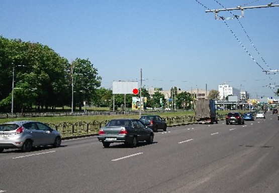 Фото рекламної площини за адресою Московский пр., 142