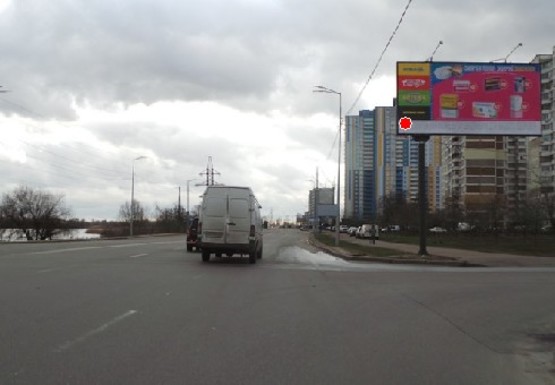 Фото рекламной плоскости по адресу Ревуцкого ул., 44