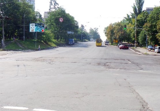 Фото рекламной плоскости по адресу Чернобыльская ул., 13