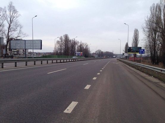 Фото рекламной плоскости по адресу Дніпровське шосе, км 23+200 право,  перед поворотом на с. Ходосіївка, АЗС БРСМ, садовый центр "Інтерфлора", "МегаМаркет-Ходосіївка" Фото рекламной плоскости по адресу Дніпровське шосе, км 23+200 право,  перед поворотом на с. Ходосіївка, АЗС БРСМ, садовый центр "Інтерфлора", "МегаМаркет-Ходосіївка"