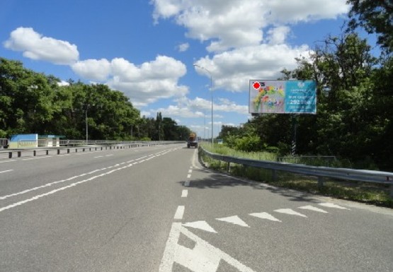 Фото рекламної площини за адресою Трасса M-03, Киев-Харьков, 46700 Фото рекламної площини за адресою Трасса M-03, Киев-Харьков, 46700