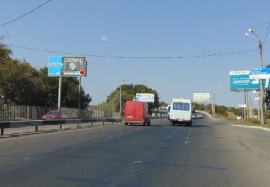 Фото рекламной плоскости по адресу Овидиопольськая дорога, ТЦ "Метро" (№6)