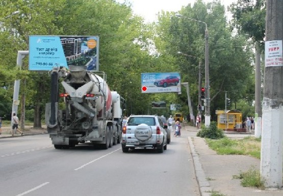 Фото рекламной плоскости по адресу Добровольского пр., 55 - 10-я Суворовская ул.