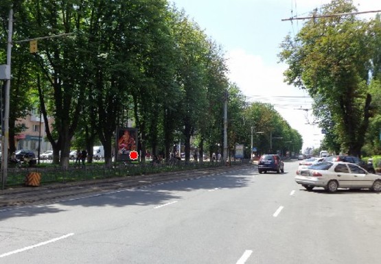 Фото рекламної площини за адресою Пирогова ул. [№6] (сквер)