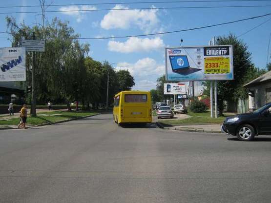 Фото рекламної площини за адресою Благовісна вул. - Енгельса вул. (В’ячеслава Чорновола вул.)