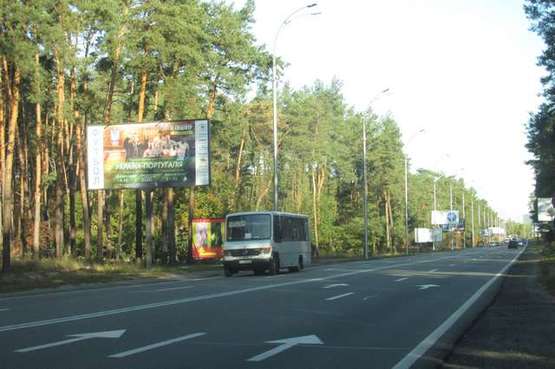 Фото рекламной плоскости по адресу Столичне шосе, 750м від бази "Динамо" (в напрямку Києва)