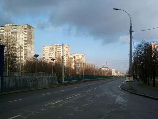 Фото рекламної площини за адресою Леся Курбаса просп., 16 на розподілювачі Фото рекламної площини за адресою Леся Курбаса просп., 16 на розподілювачі