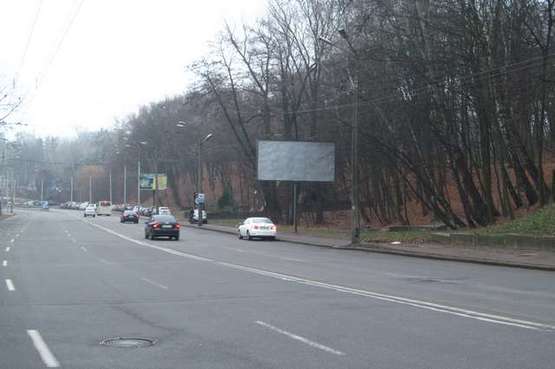 Фото рекламної площини за адресою Стеценка вул.,  зуп."Родник" (в напрямку Олени Теліги)