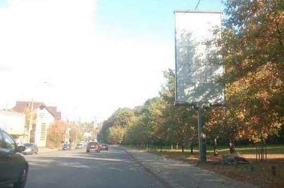 Фото рекламної площини за адресою Кайсарова вул., напроти АЗС "Окко" Фото рекламної площини за адресою Кайсарова вул., напроти АЗС "Окко"