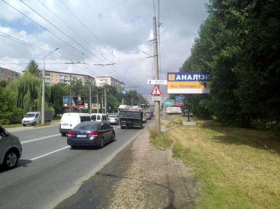 Фото рекламной плоскости по адресу 15-го Квітня вул. - Романа Купчинського вул. - Злуки просп.