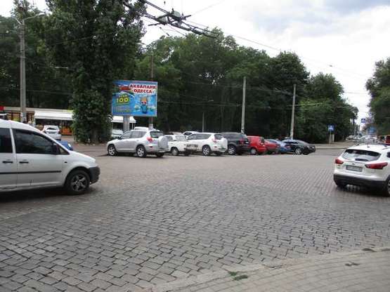 Фото рекламної площини за адресою Італійський бульв. - Гімназична вул. Фото рекламної площини за адресою Італійський бульв. - Гімназична вул.