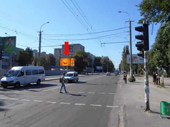 Фото рекламной плоскости по адресу Калиновая ул., 37, магазин "Будапешт"