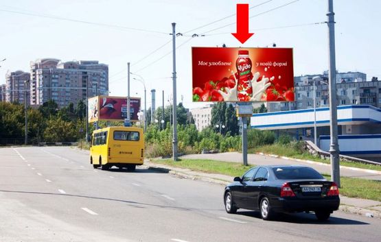 Фото рекламної площини за адресою Саперно-Слободская ул., заезд на Науки пр., возле АЗС Фото рекламної площини за адресою Саперно-Слободская ул., заезд на Науки пр., возле АЗС