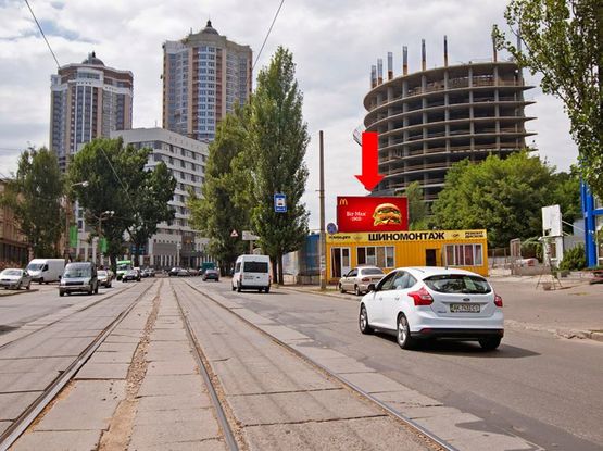 Фото рекламной плоскости по адресу Глубочицкая ул., 39, в сторону Сечевых Стрельцов ул. (бывш. Артема ул.)