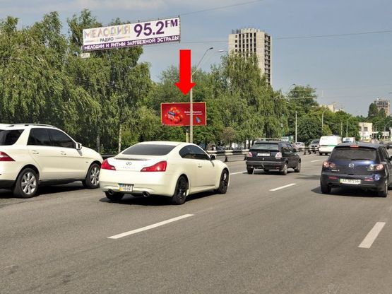 Фото рекламної площини за адресою Победы пр., 44-А, киностудия им. Довженко, напротив супермаркет "Эльдорадо", "Сильпо", в центр Фото рекламної площини за адресою Победы пр., 44-А, киностудия им. Довженко, напротив супермаркет "Эльдорадо", "Сильпо", в центр