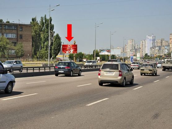 Фото рекламной плоскости по адресу Бажана пр., напротив ул. Коллекторной 1, после ТНК, в центр