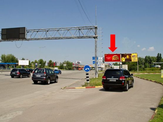 Фото рекламної площини за адресою Столичное шоссе, перед мостом по Заболотного ул., рядом ТРЦ "Домосфера", в центр, левый