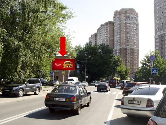Фото рекламної площини за адресою Голосеевская ул., 14-16, между домами, в сторону Саперно-Слободская ул., Науки пр.