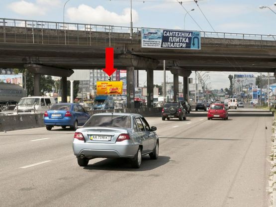 Фото рекламной плоскости по адресу Бандеры пр. (бывш. Московский пр.), 18, Тульская пл., в сторону ст. м. "Петровка"