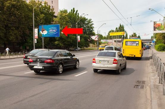Фото рекламної площини за адресою Довженко ул., 7-А, в сторону Телиги ул. Фото рекламної площини за адресою Довженко ул., 7-А, в сторону Телиги ул.