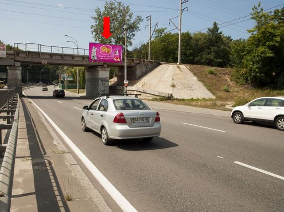 Фото рекламної площини за адресою Щусева ул., ст. м. "Сырецкая", в сторону Интернациональная пл.