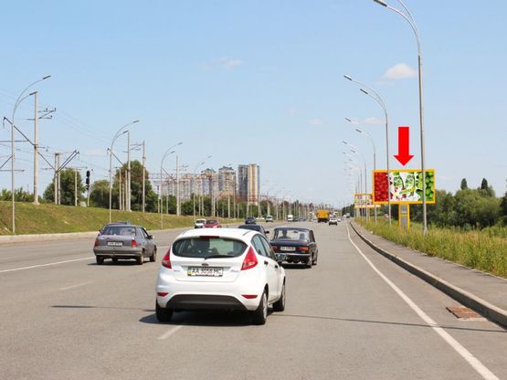 Фото рекламної площини за адресою Дарницкое шоссе / Сортировочная ул., 300м до жд станции "Левый берег", из центра