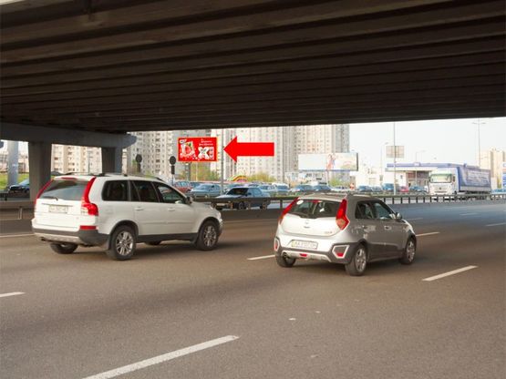Фото рекламної площини за адресою Бажана пр., ст. м. "Позняки", за мостом, в сторону Харьковская пл.