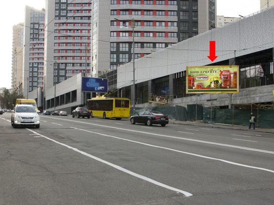 Фото рекламной плоскости по адресу Липковского ул. (бывш. Урицкого ул.) / Кудряшова ул., напротив "Ультрамарин", в сторону Соломенская пл.