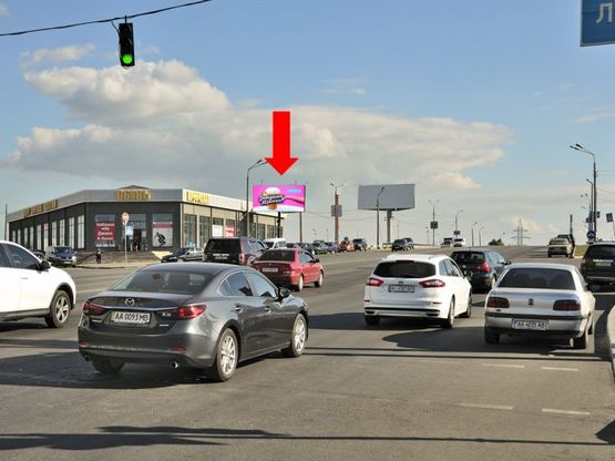 Фото рекламної площини за адресою Ревуцкого ул. / Декабристов ул., в сторону Бажана пр.