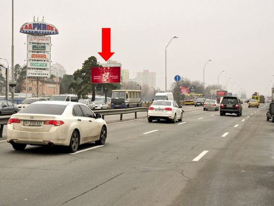 Фото рекламной плоскости по адресу Броварской пр., ст. м. "Лесная", в центр