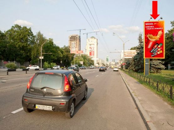 Фото рекламной плоскости по адресу Победы пр., 32, напротив Зоопарка, в сторону ст. м. "Политехнический институт"