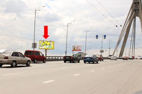 Фото рекламної площини за адресою Ватутина пр., перед мост Московский, в сторону Петровки