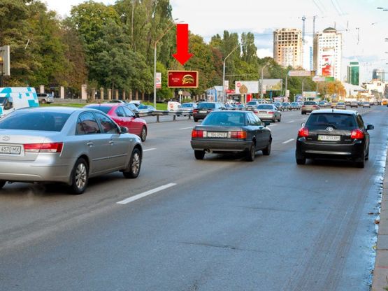 Фото рекламної площини за адресою Победы пр., 34 напротив входа в Мед. Академию, в сторону ст. м. "Политехнический институт"