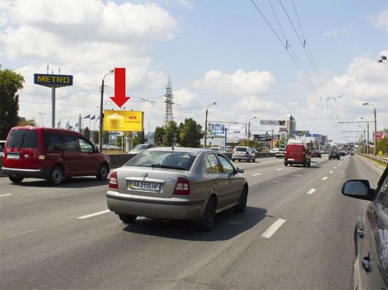 Фото рекламної площини за адресою Бандеры пр. (бывш. Московский пр.), ТРЦ "Блокбастер", "METRO", в сторону Петровки Фото рекламної площини за адресою Бандеры пр. (бывш. Московский пр.), ТРЦ "Блокбастер", "METRO", в сторону Петровки