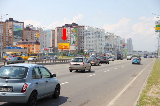 Фото рекламної площини за адресою Бажана пр., ст. м. "Позняки", за мостом, в сторону мост Южный