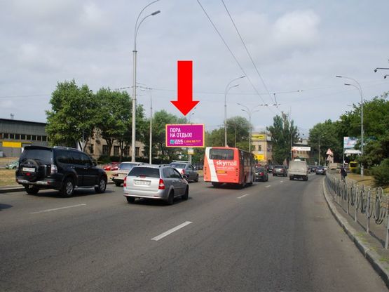 Фото рекламной плоскости по адресу Освободителей пр., 3А, напротив, разделитель, в сторону Перова бул. Фото рекламной плоскости по адресу Освободителей пр., 3А, напротив, разделитель, в сторону Перова бул.