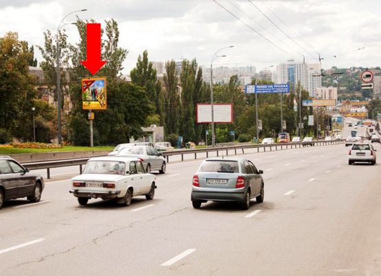 Фото рекламной плоскости по адресу Дружбы Народов бул., 10, в сторону Демеевская пл. (бывш. Московская пл.)