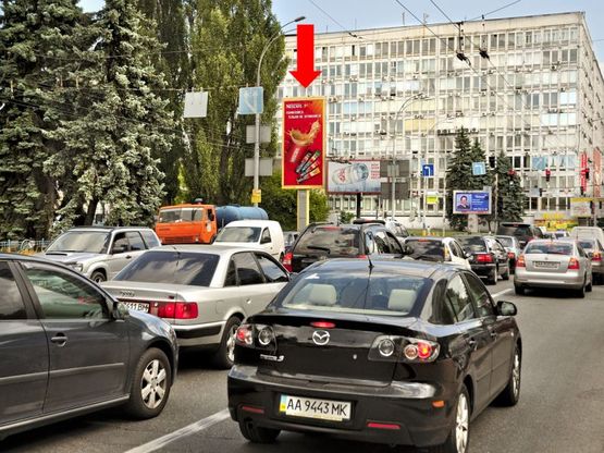 Фото рекламной плоскости по адресу Соломенская пл., 150м до поворота на Воздухофлотский пр., в сторону Липковского ул. (бывш. ул. Урицкого)