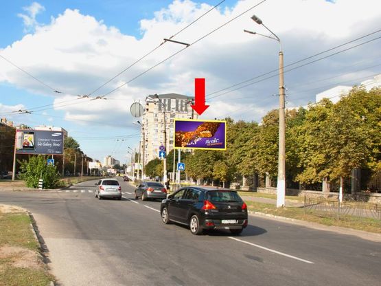 Фото рекламної площини за адресою Народного Ополчения ул., 9А, в сторону Севастопольска пл.