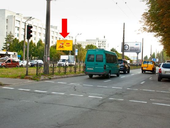 Фото рекламної площини за адресою Народного Ополчения ул., 7, в сторону ул. Эрнста Фото рекламної площини за адресою Народного Ополчения ул., 7, в сторону ул. Эрнста