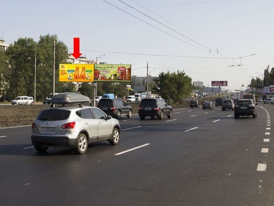 Фото рекламной плоскости по адресу Кольцевая дорога, разделитель, возле супермаркета "Billa", в сторону Одесская пл., левая Фото рекламной плоскости по адресу Кольцевая дорога, разделитель, возле супермаркета "Billa", в сторону Одесская пл., левая