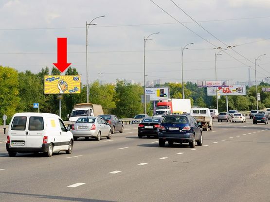 Фото рекламної площини за адресою Ватутина пр., въезд на мост Московский, в сторону Троещины