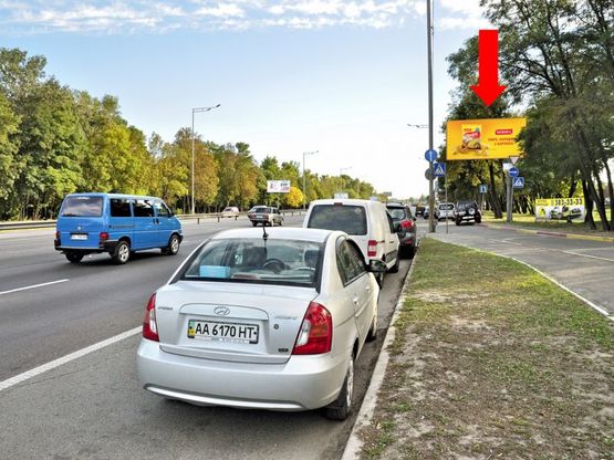 Фото рекламной плоскости по адресу Столичное шоссе / Пироговский путь ул. (бывш. Краснознаменная ул.), возле АЗС "Shell", в сторону Конче-Заспы