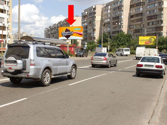 Фото рекламної площини за адресою Драгоманова ул., 44, возле ресторана "Мураками", ТЦ "Элтикс", в сторону Кошица ул.