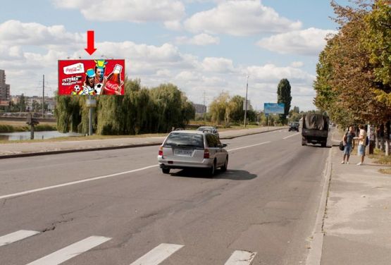 Фото рекламной плоскости по адресу Закревского ул., 15, в сторону Маяковского пр.