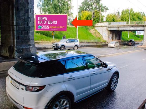 Фото рекламной плоскости по адресу Федорова ул. / Гринченка ул., в сторону Б. Васильковская ул. (бывш. Красноармейская ул.)