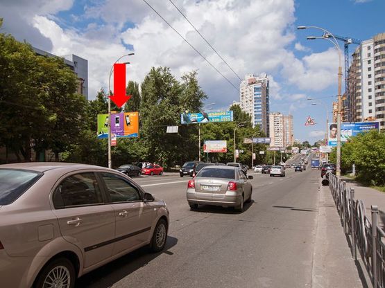 Фото рекламної площини за адресою Черновола ул., 26/2 / Андрющенка ул., в сторону Сечевых Стрельцов ул. (бывш. Артема ул.)